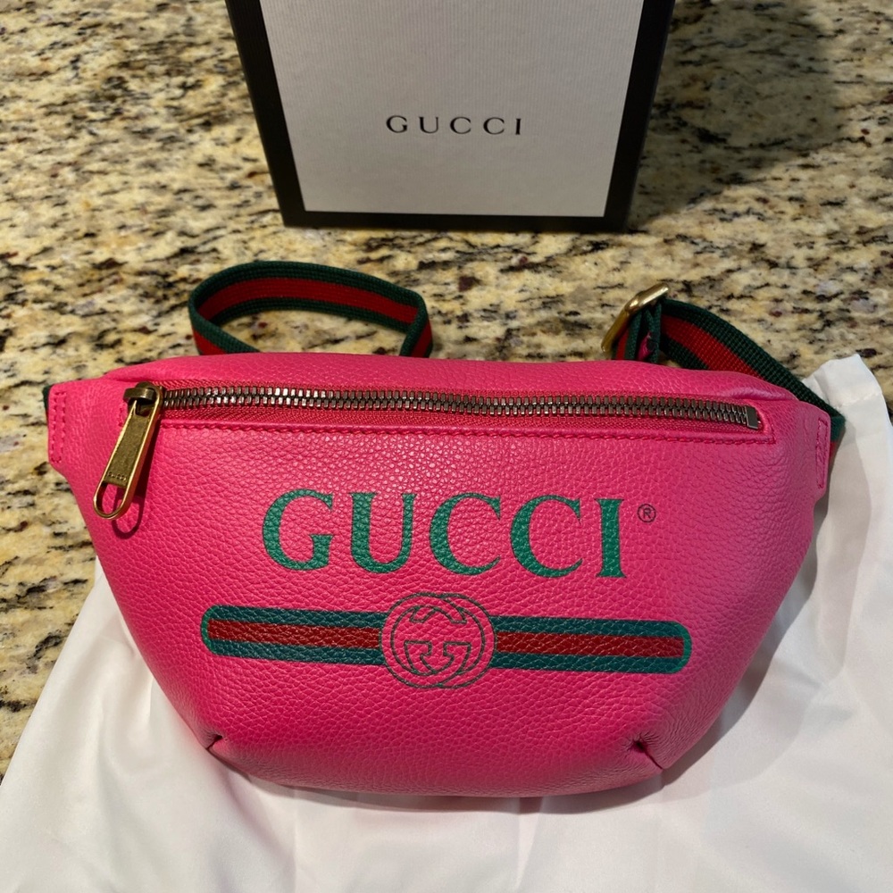 AUTHENTIC pink Gucci belt bag *NEW*